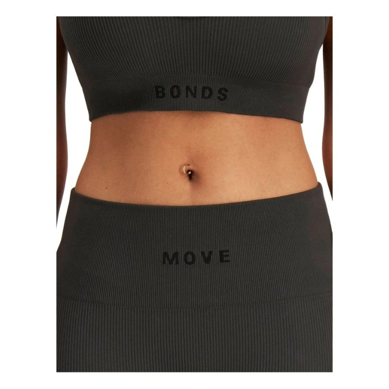 Move Rib Seamless Legging in stretchy ribbed nylon elastane fabric with ankle length, no-roll waistband, and sweat-wicking finish for active comfort