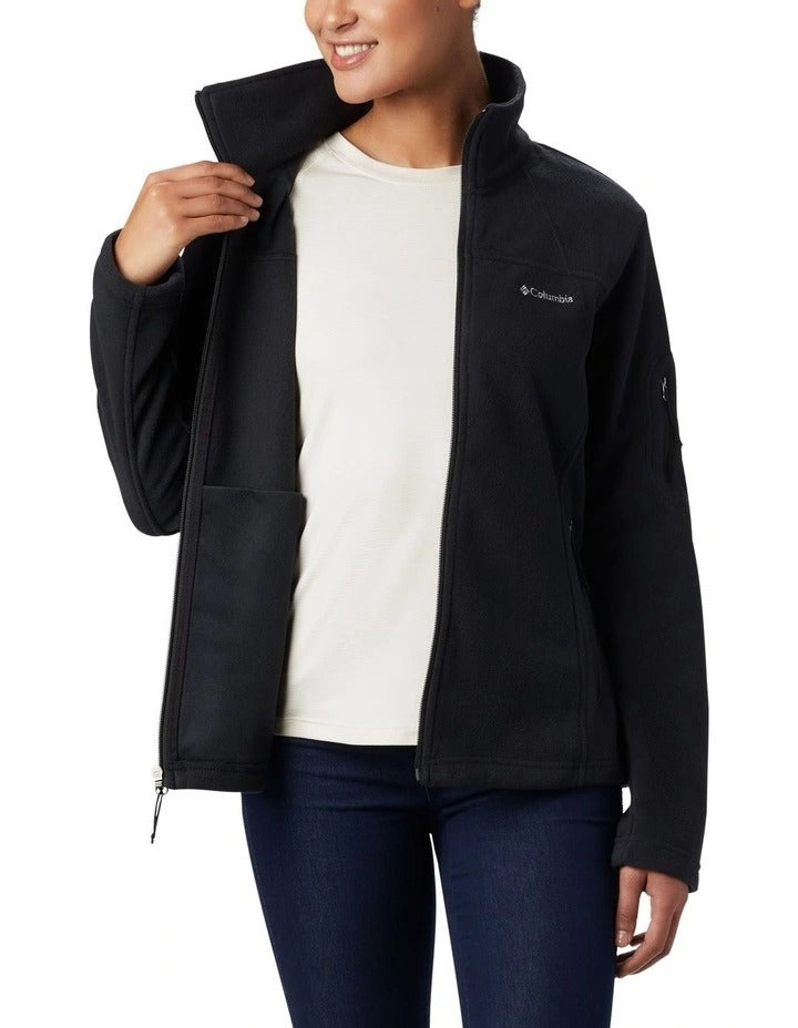 Columbia Fast Trek II Fleece Jacket in Grey with zip pockets and adjustable hem.