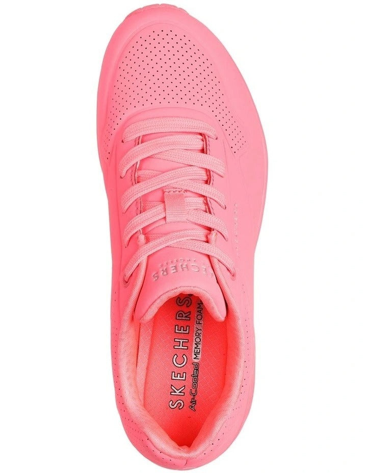 Skechers CRL Uno Stand On Air Shoes in Orange - cushioned sporty sneakers with visible air midsole
