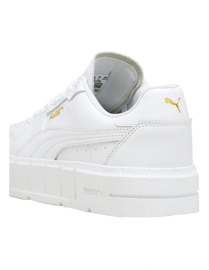 Puma Cali Court Women’s Sneakers with leather and synthetic upper, flat sole, and sporty streetwear design in a classic court-inspired silhouette.