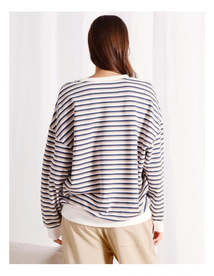 Regular fit with coordinate items available for a complete look.