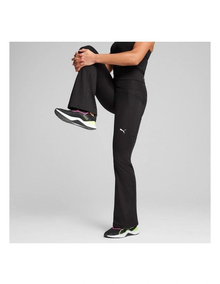 Puma Wardrobe Essentials Sweatpants high-rise bootcut with dryCell technology, recycled polyester, and side pockets