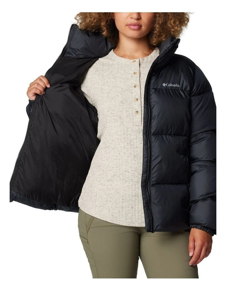 Columbia Puffect II Puffer Jacket in Black with water-resistant fabric, synthetic insulation, and zippered hand pockets