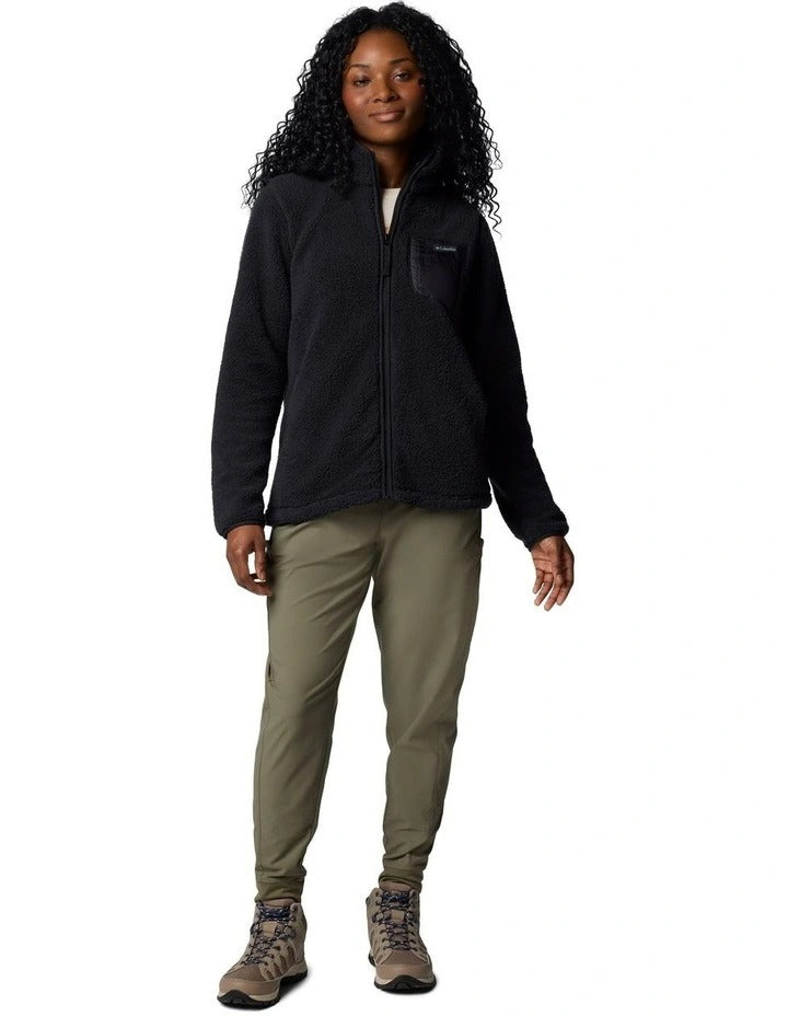 Columbia West Bend Full Zip II Fleece Jacket in Black with zippered hand pockets and adjustable hem