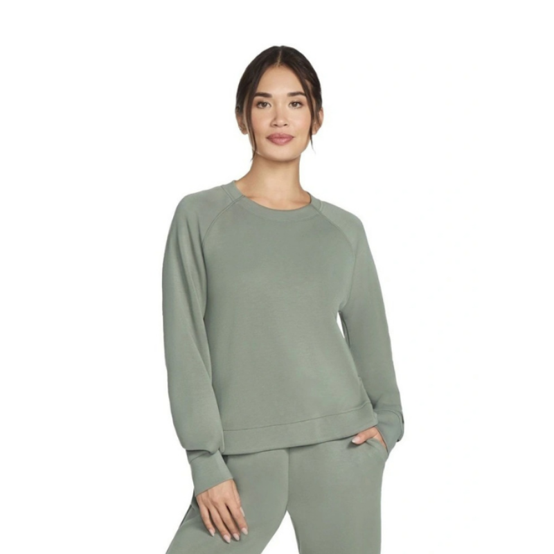 Skechers Skechluxe Elevate Crewneck in Green LT152 TPOL – Women’s soft crewneck top made with Skechweave Elevate fabric, relaxed fit, and stylish comfort
