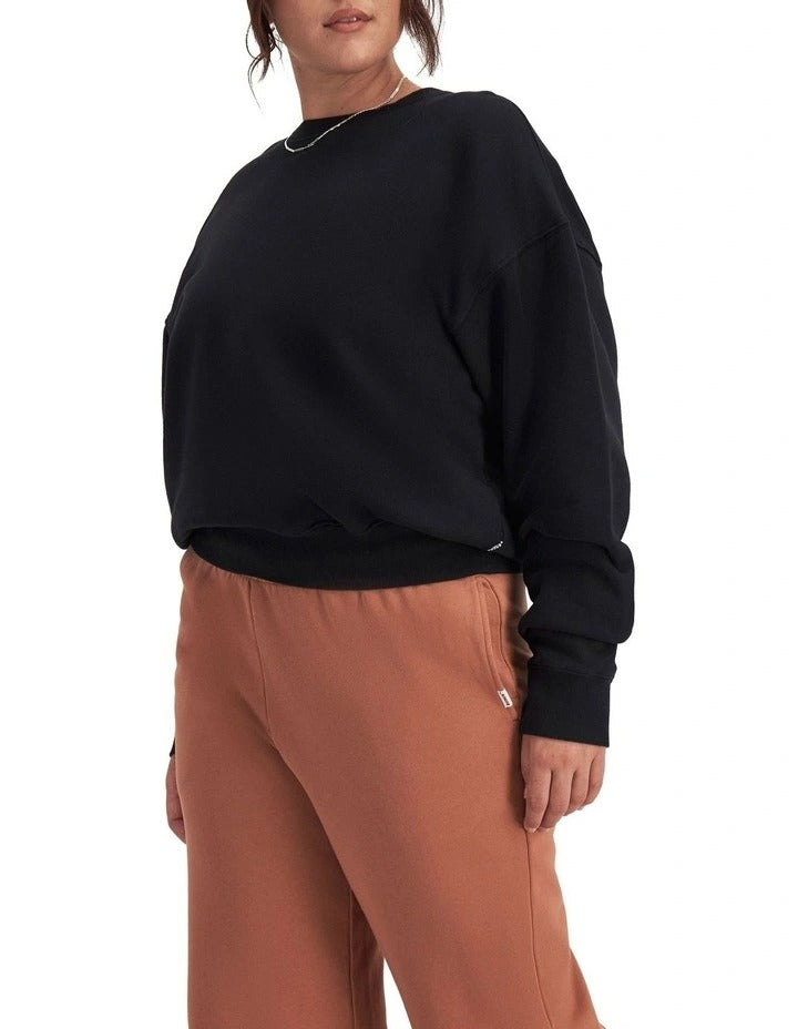 Sweats Cotton Fleece Pullover with crew neck, ribbed cuffs and waistband, made from soft cotton fleece for everyday comfort