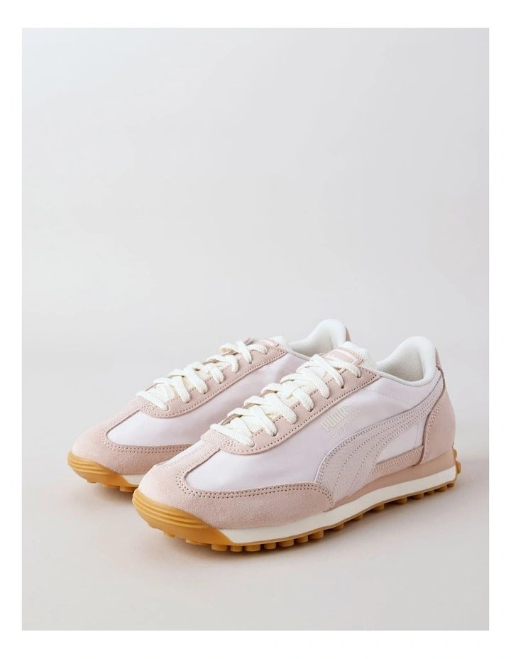Puma Easy Rider Nylon Cool Women’s Shoes with low heel, vintage retro running sneaker in textile and leather design