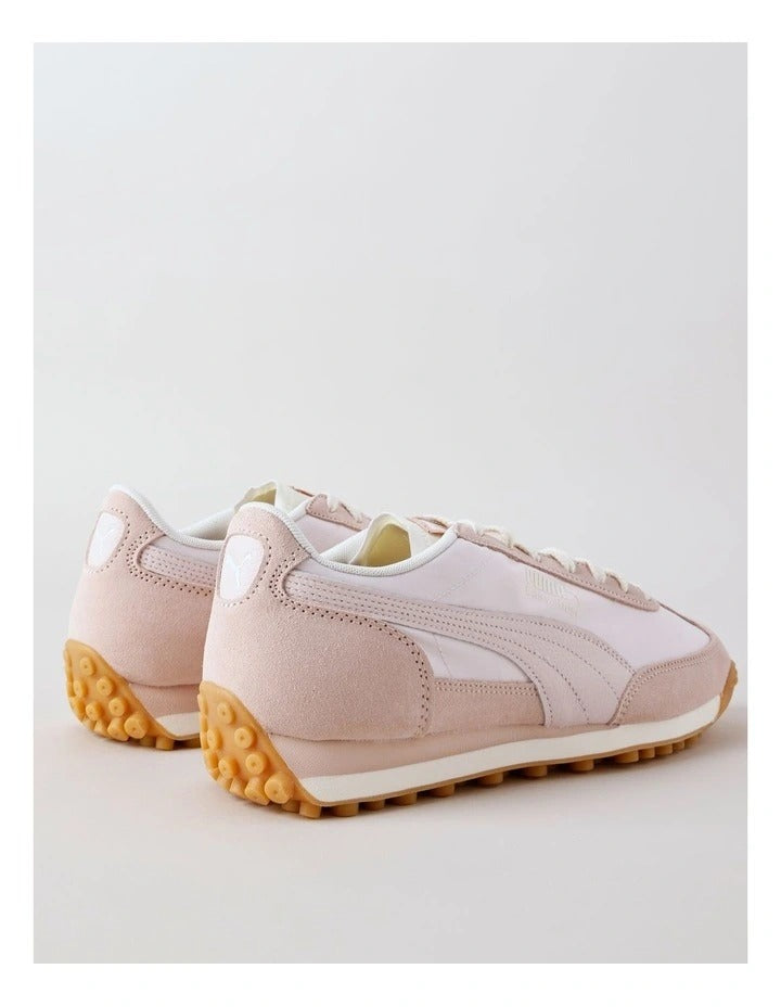 Puma Easy Rider Nylon Cool Women’s Shoes with low heel, vintage retro running sneaker in textile and leather design