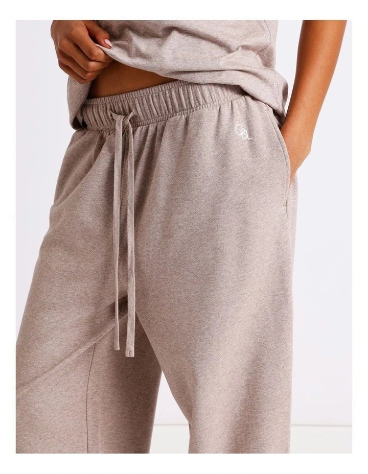 Chloe & Lola women’s lounge pants with drawstring waist and pockets