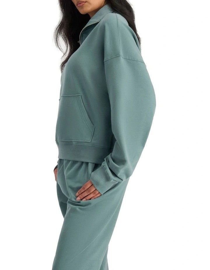 Bonds Move Half Zip Pullover with zip opening, stand collar and kangaroo pockets
