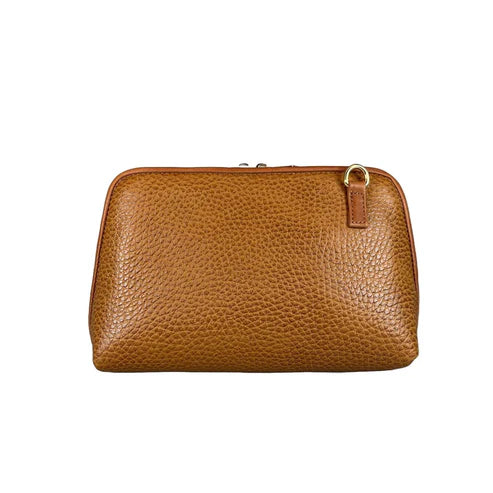 Elegant brown leather clutch bag with detachable shoulder strap, crossbody design, and premium stitching — LeatherLuxe women’s handbag.