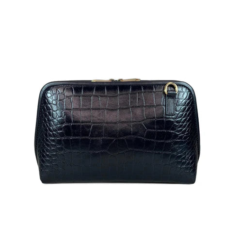 LeatherLuxe black leather clutch bag with detachable shoulder strap and crossbody option – elegant women’s evening handbag made of premium genuine leather.