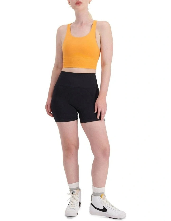 Bonds Move Seamless Hot Short in Black women’s athletic workout shorts