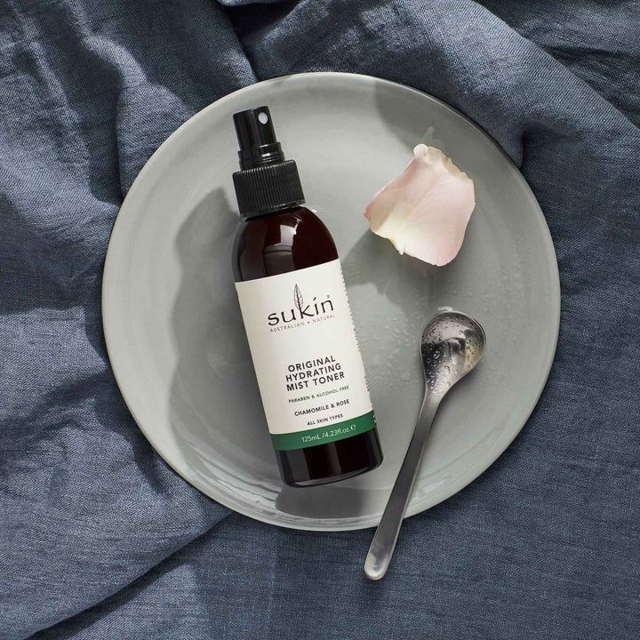 Sukin Original Hydrating Mist Toner bottle on a white background