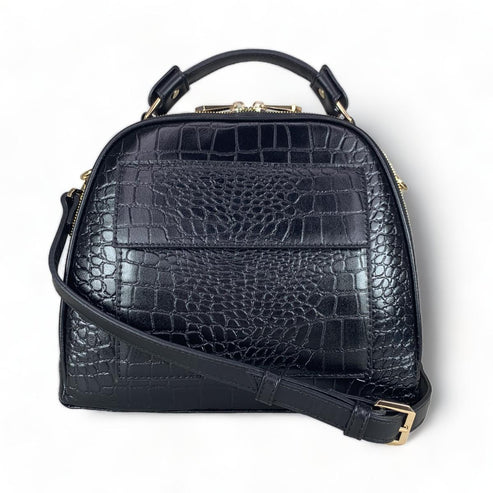 LeatherLuxe black leather women’s handbag – elegant crocodile-textured satchel bag with premium glossy finish and gold hardware.