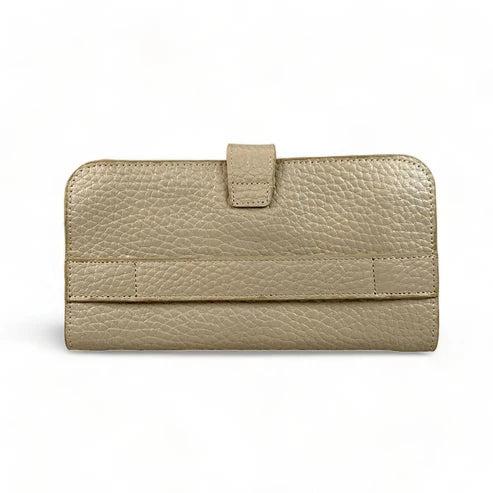 Elegant premium cream leather clutch by LeatherLuxe with sleek design and built-in phone compartment – luxury women’s accessory for everyday and evening use.