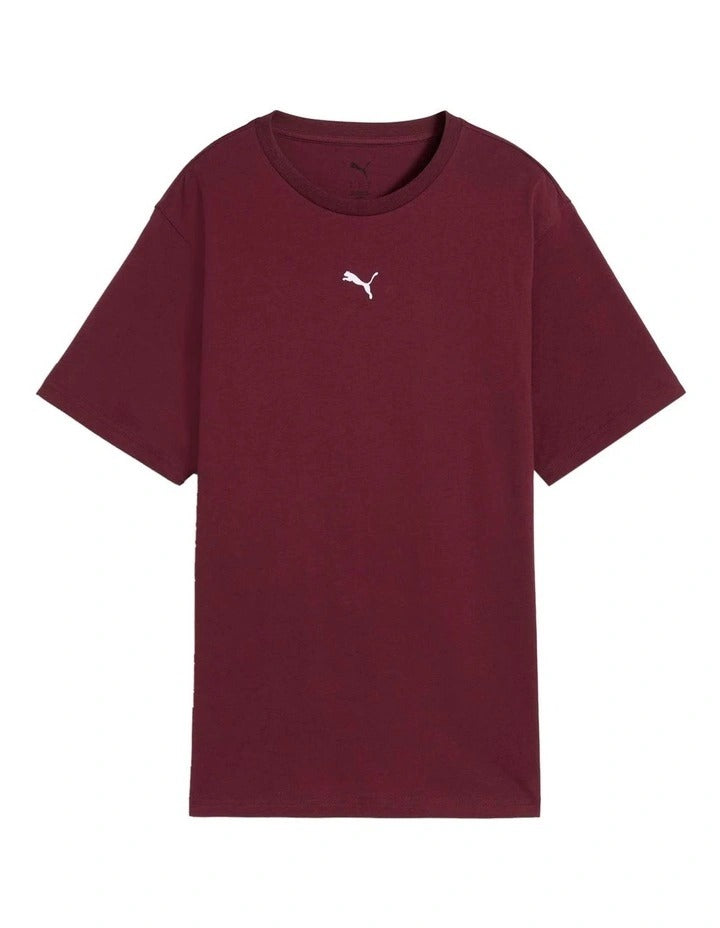 Puma ESS Relaxed Tee in soft cotton blend with subtle cat logo embroidery, casual everyday wear for men and women