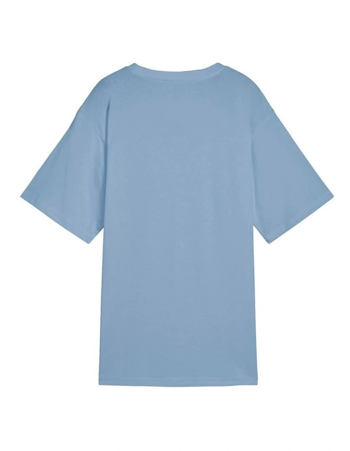 Puma ESS Relaxed Tee in casual fit with subtle cat logo embroidery for effortless style