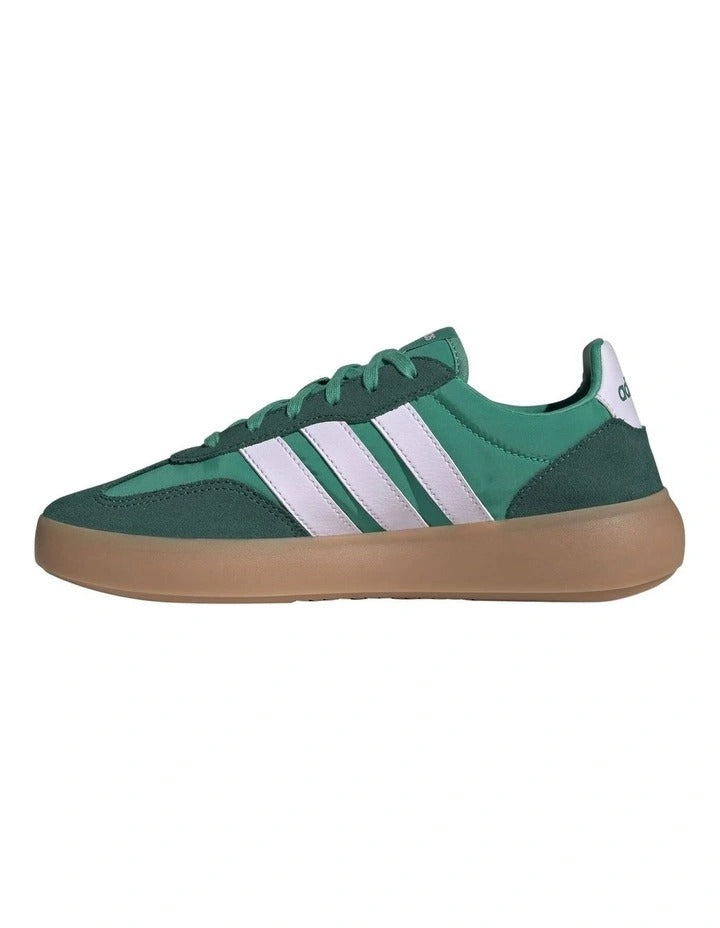 Adidas Barreda Decode women’s shoes in suede and nylon with low heel, rubber cupsole, and classic T-toe design