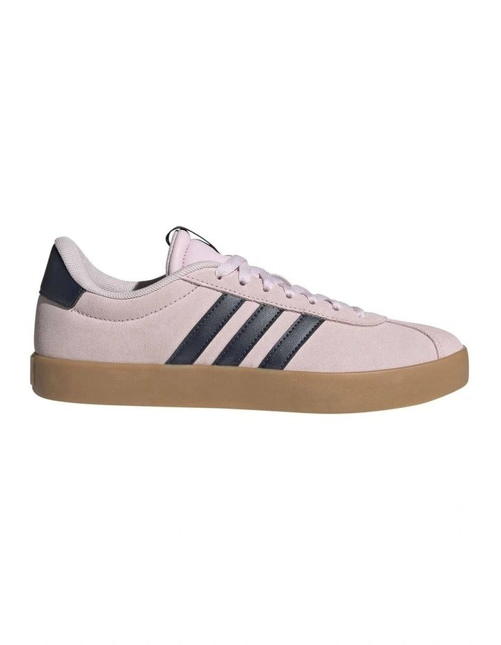 Adidas VL Court 3.0 women’s shoes with coated leather upper and low heel, stylish skater-inspired trainers in white with vulcanised outsole