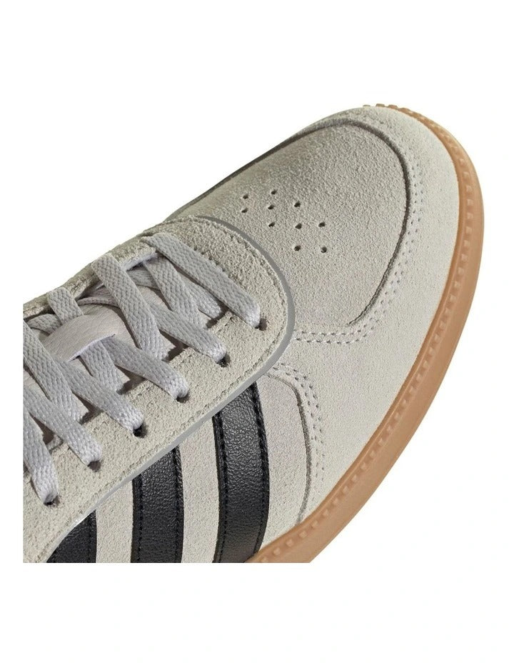 Adidas Breaknet Sleek Women’s Shoes with slim synthetic upper, memory foam comfort, and classic 3-stripes design