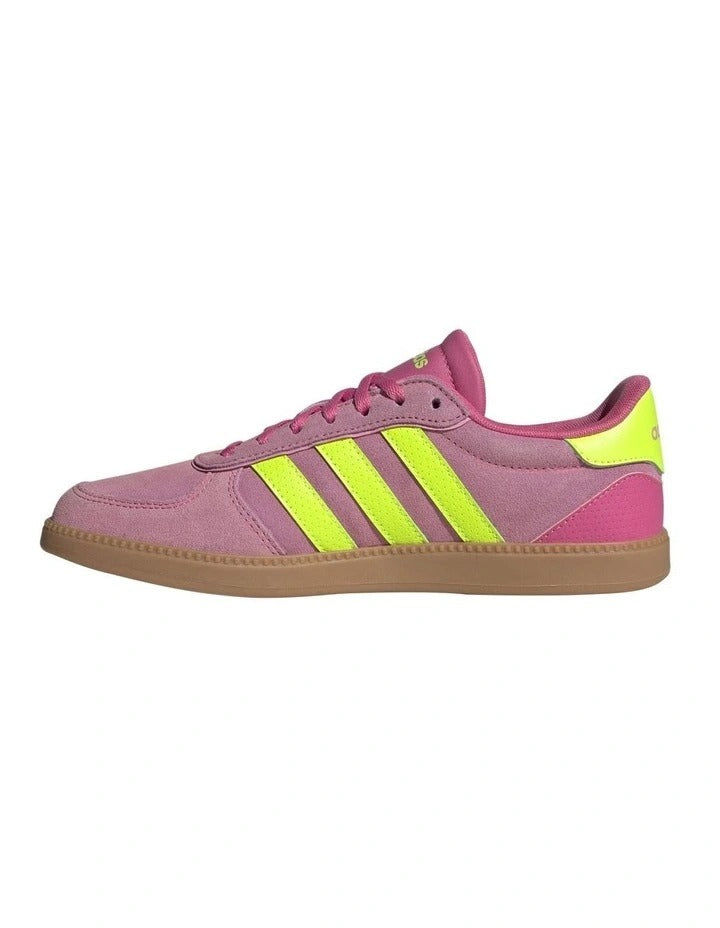 Adidas Breaknet Sleek women’s shoes with low heel, leather and synthetic upper, perforated design, and classic 3-Stripes on rubber outsole