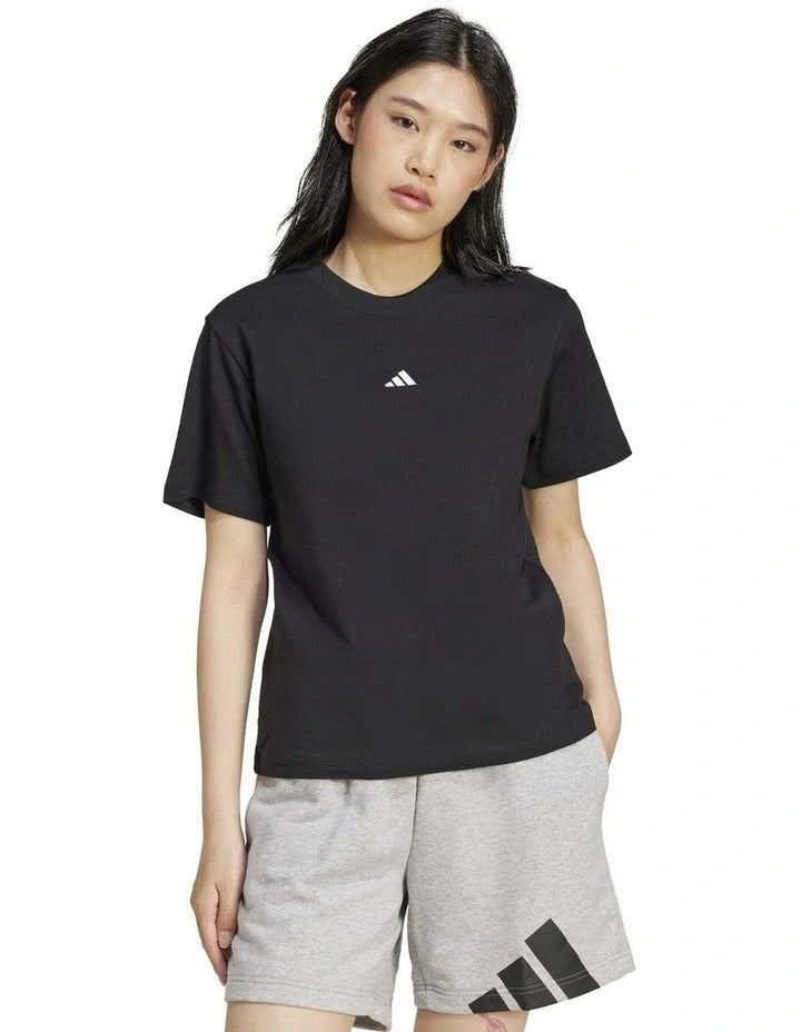Adidas Essentials Small Logo Cotton T-shirt in white, 100% soft cotton, casual sporty wear