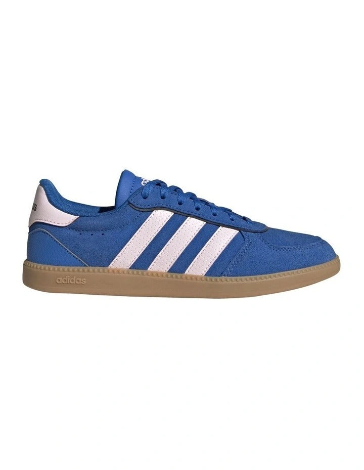 Adidas Breaknet Sleek Women’s Shoes with slim synthetic upper, memory foam comfort, and classic 3-stripes design
