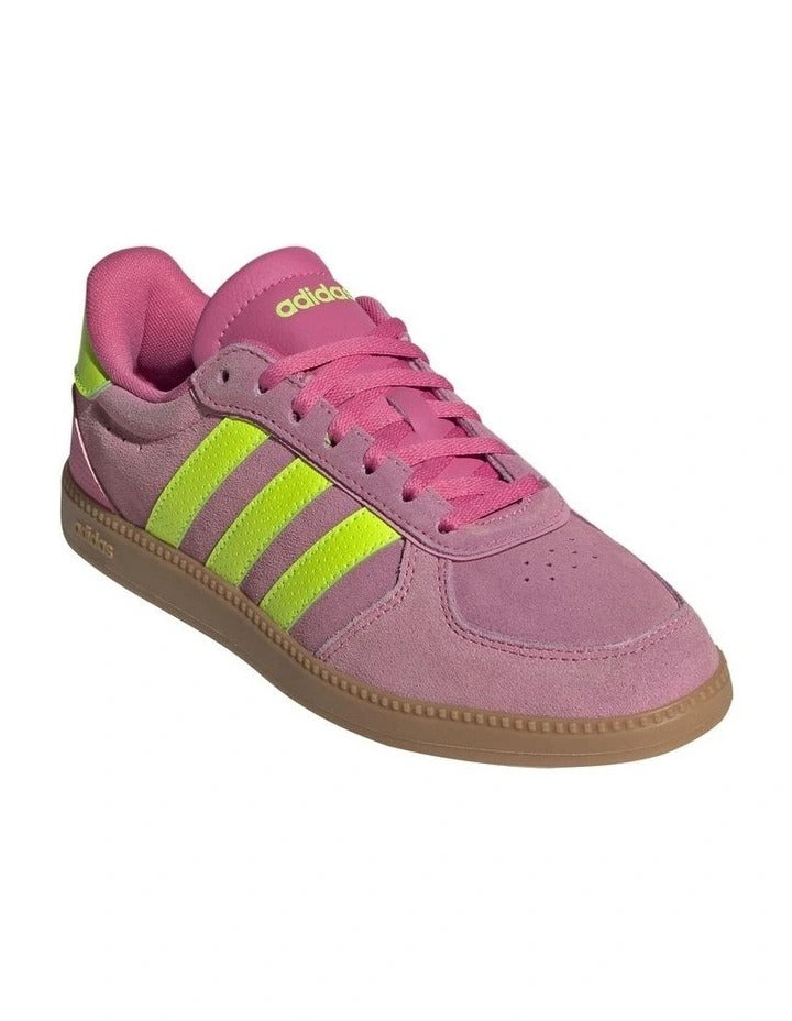 Adidas Breaknet Sleek women’s shoes with low heel, leather and synthetic upper, perforated design, and classic 3-Stripes on rubber outsole